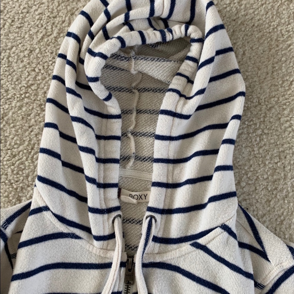 Blue and white striped Roxy hoodie - Picture 3 of 6